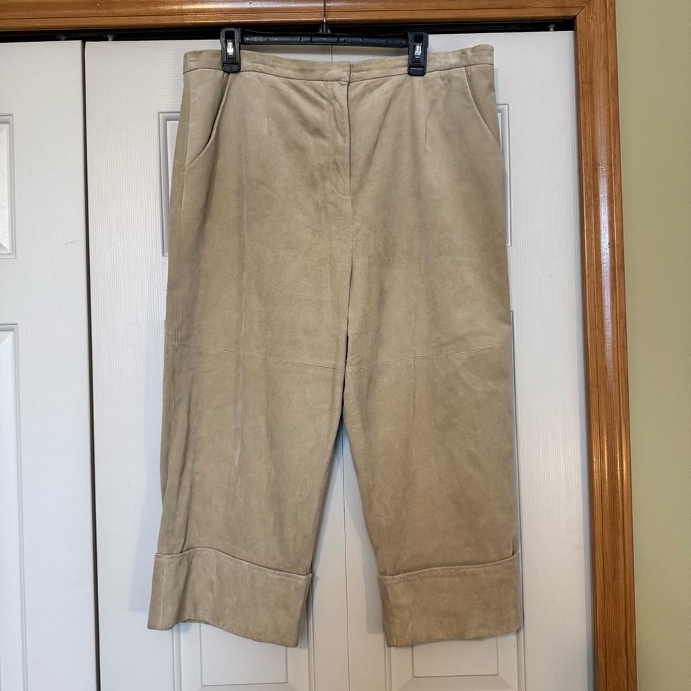 Terry Lewis Classic Luxuries Tan‎ Cropped Suede Pants